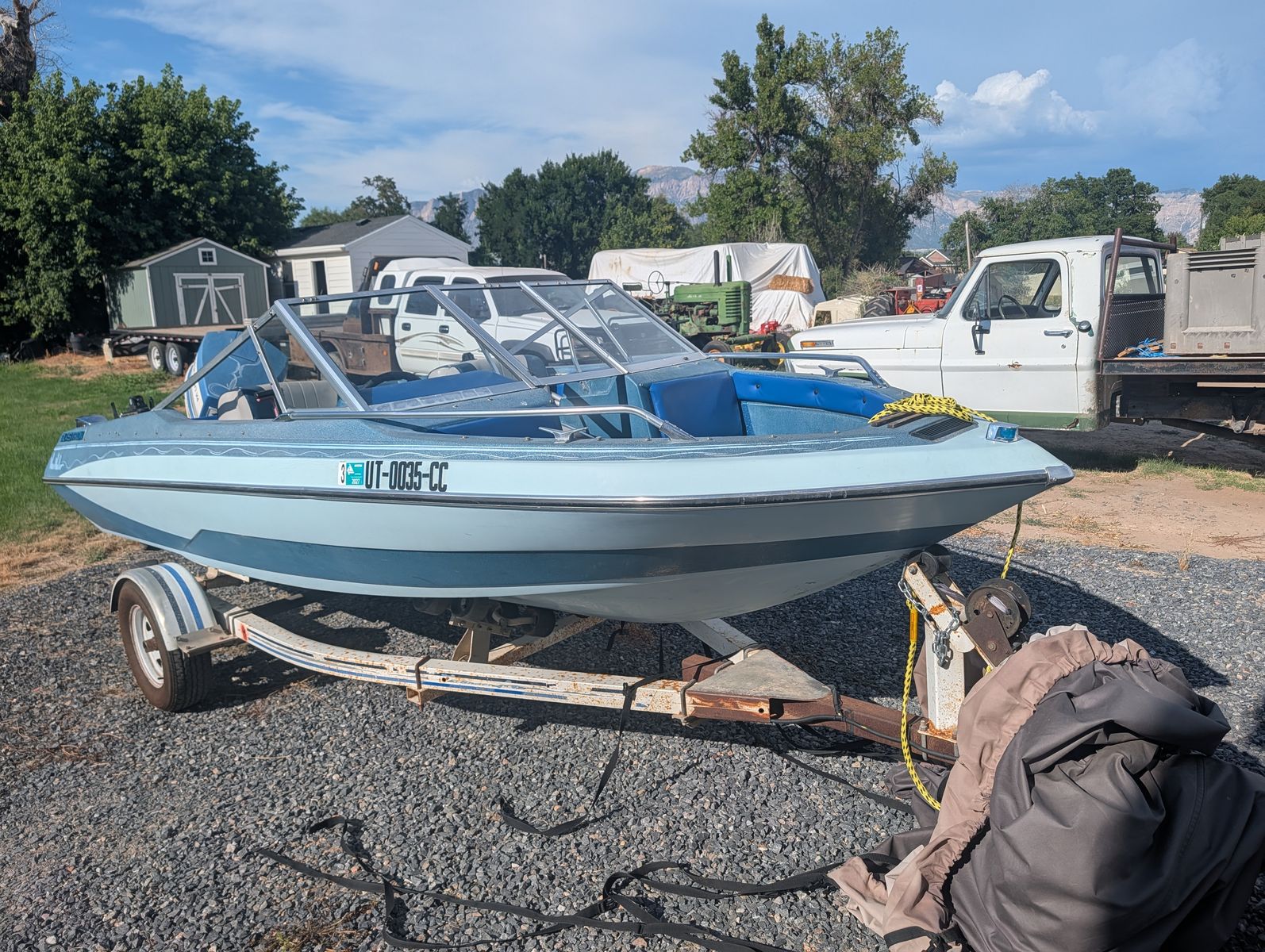 1980 Glastron SSV 167, 16' Boat and Trailer w 115hp Johnson