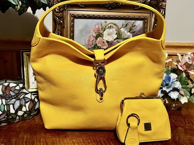 Dooney & Bourke