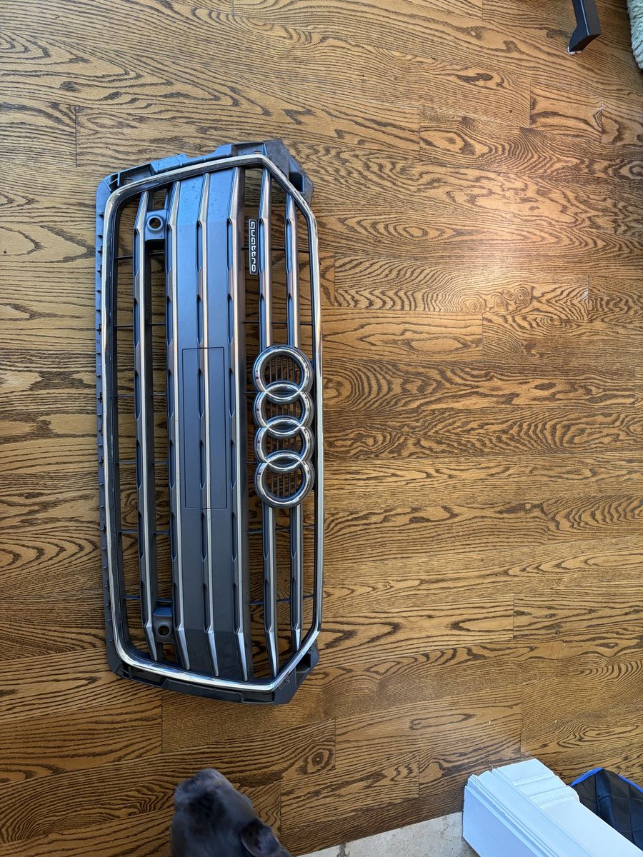 2019 Audi A5 OEM Front Grille w/ Quattro Badge & Emblem