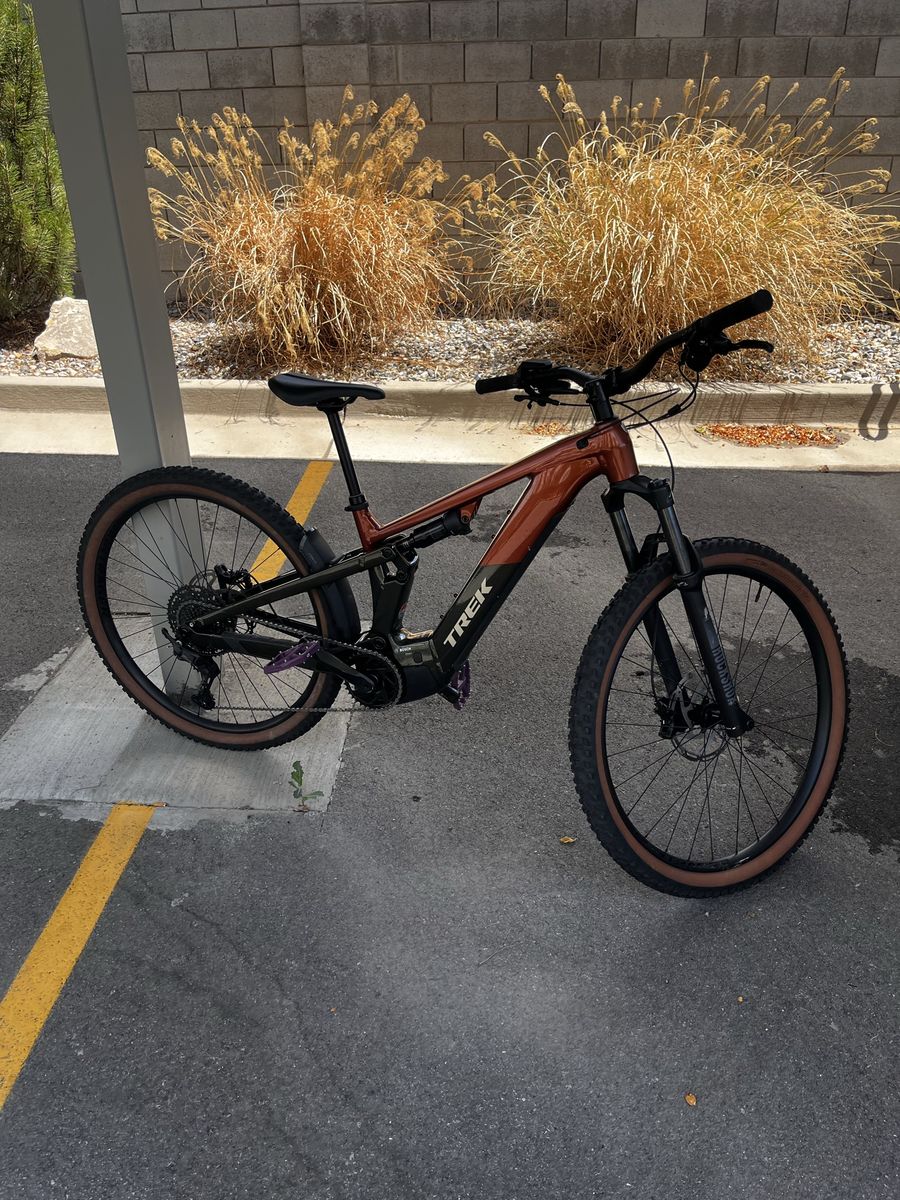 Trek Powerfly 2025 Small Full Suspension Aluminum Trail Mountain E-Bike 29" Wheels