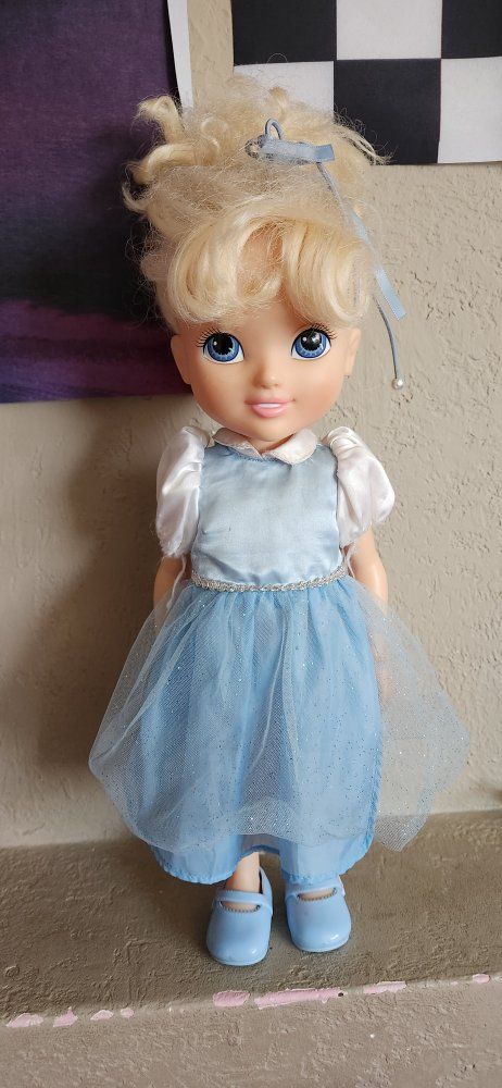 Disney Princess Cinderella Doll Blonde Hair Blue Dress 14" - Good Condition