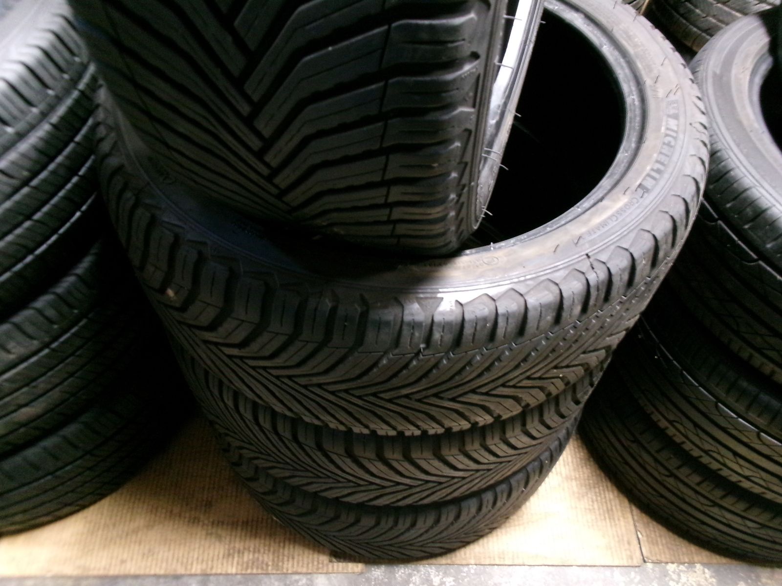 225/40R18 MICHELIN CROSSCLIMATE 2 SET OF USED TIRES