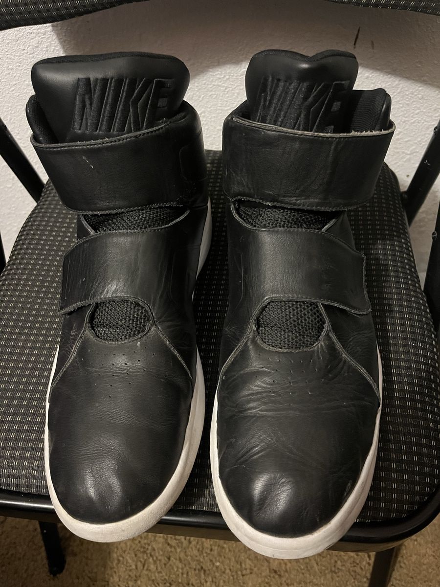 Men’s Nikes