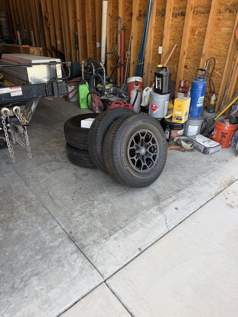 Toyota Tacoma 245/75R16 used rims/new tries , Toyota Tacoma 