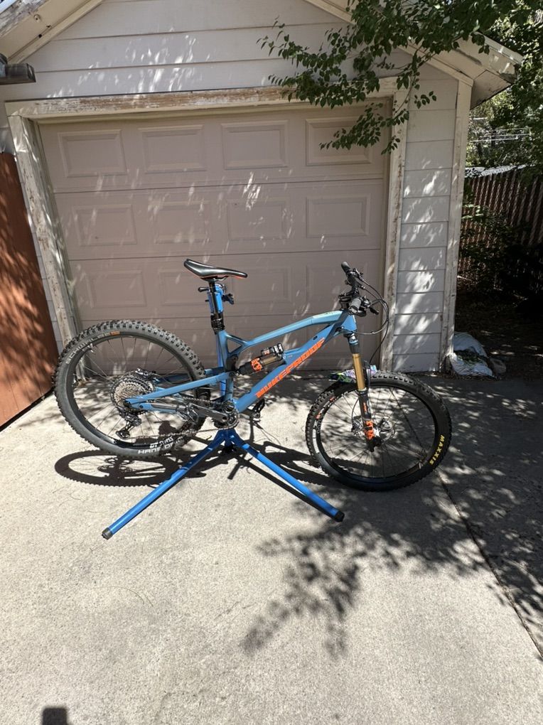 Nukeproof Mega 275 Fox Factory