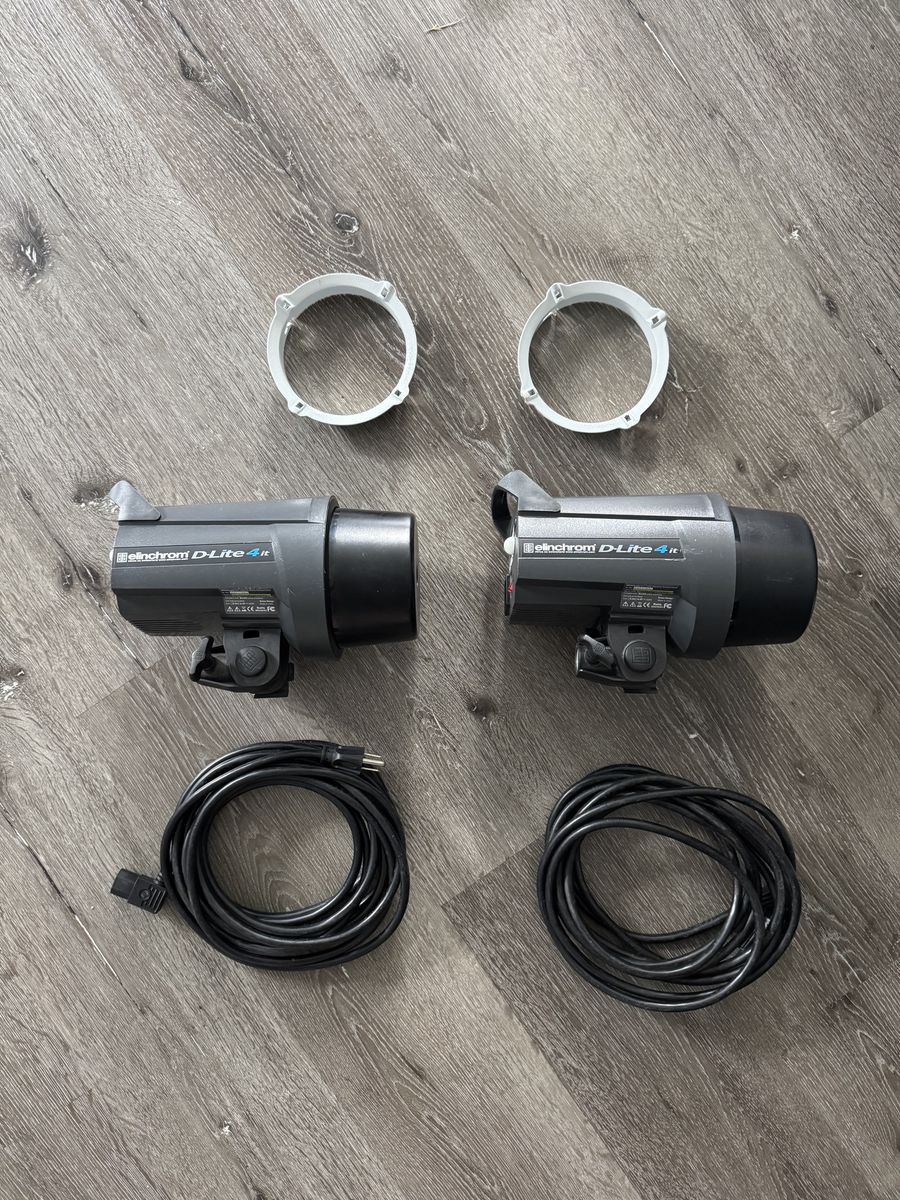 Elinchrom D-Lite 4 it Bundle - 2 Light Units