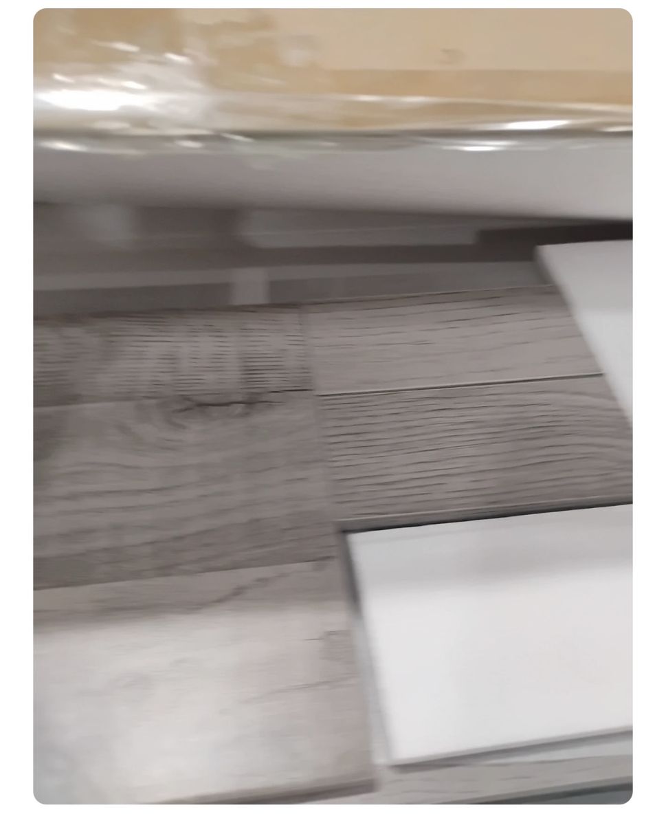 Main image 6