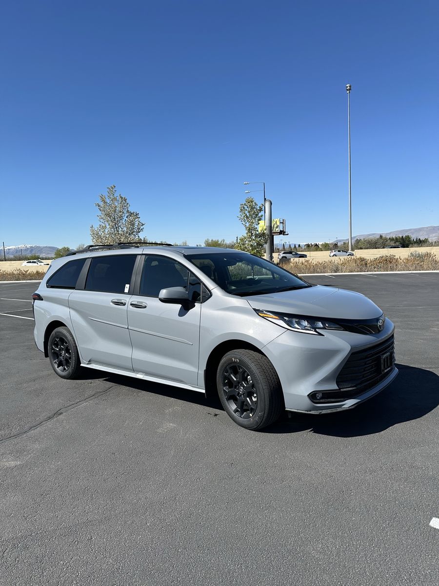 2026 Toyota Sienna Woodland Edition