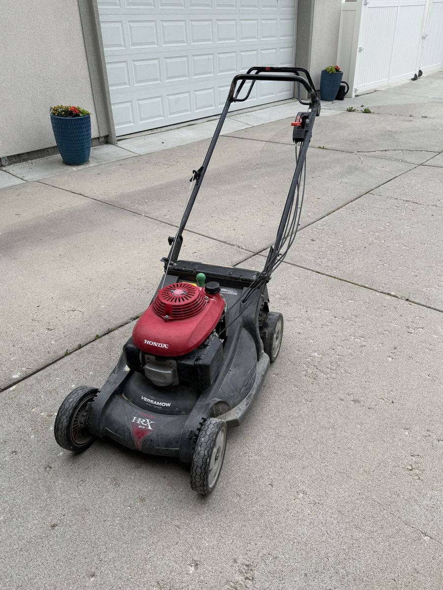 Honda HRX 217 lawn mower