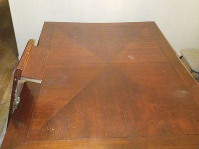 DINING ROOM TABLE