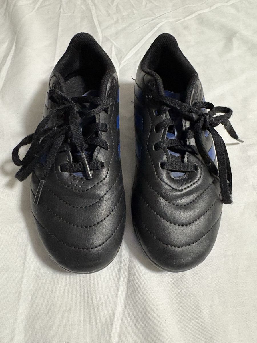 Adidas Kids Black & Blue Soccer Cleats - kids sz 2