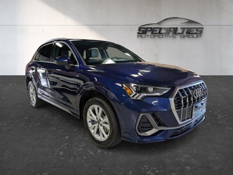 2025 Audi Q3 quattro S line Premium 45 TFSI
