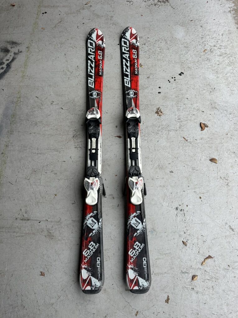 130 cm Skis - Great Condition For 9-12 Year Old