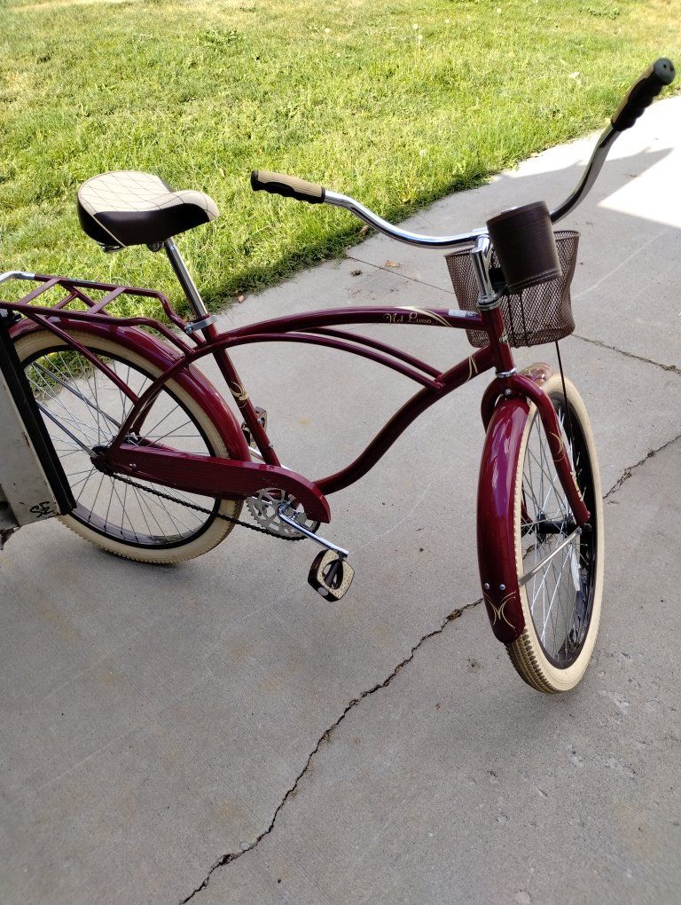 Huffy Nel Lusso Cruiser Bike 26 Inch Maroon with Basket