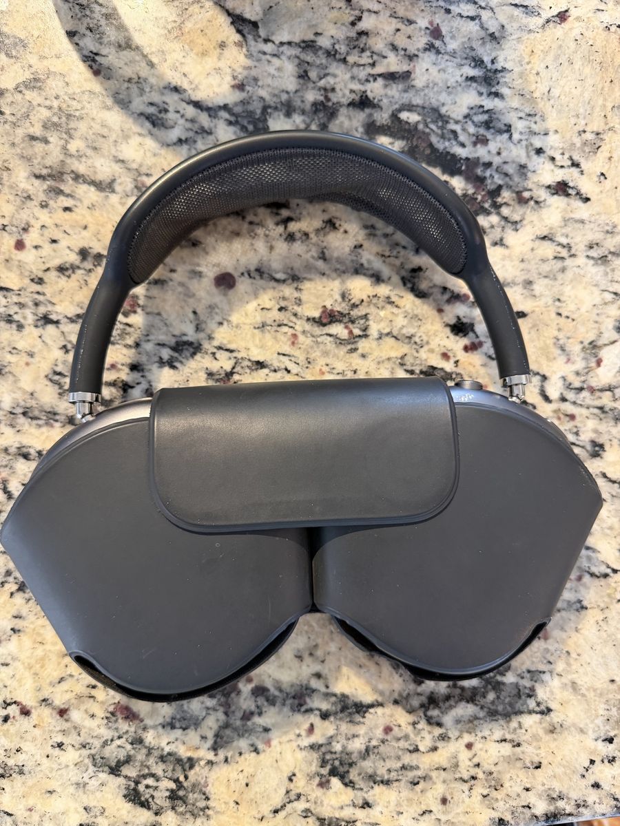 Apple AirPods Max (Gen 1)