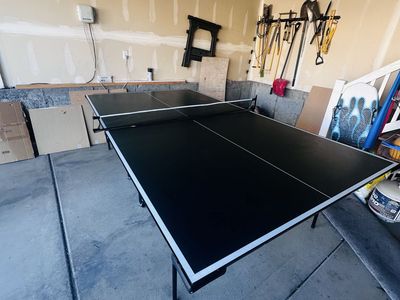 Black Folding Ping Pong Table (No Paddles or Balls) - Excellent Condition