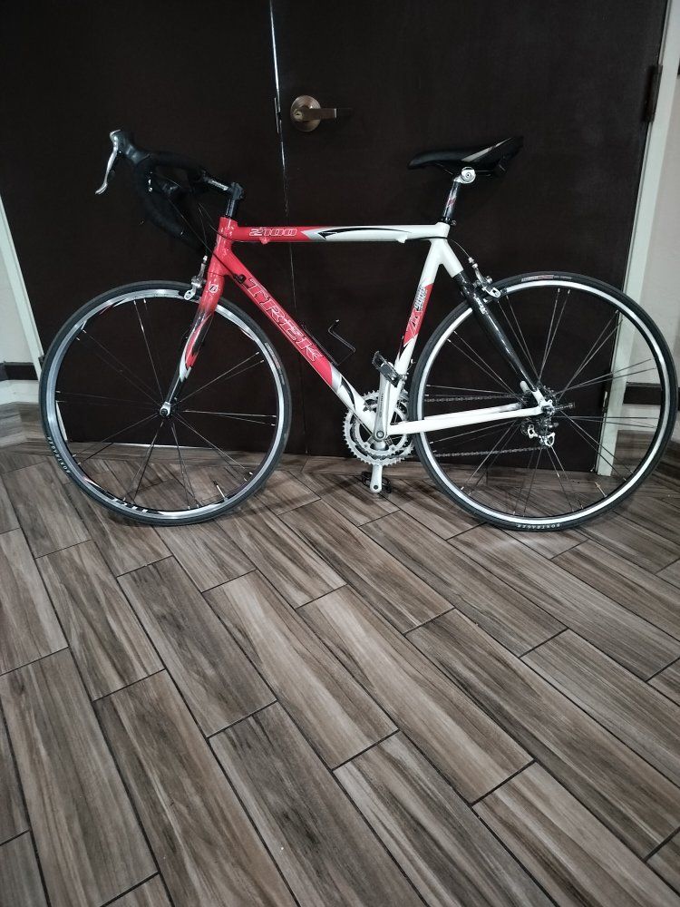 Trex 2100 ZR 9000