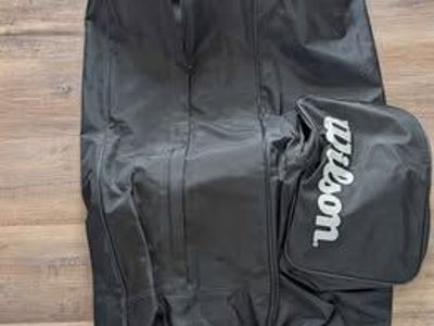 Like New Wilson Golf Club Travel Bag Carrier for Plane or Vehicle