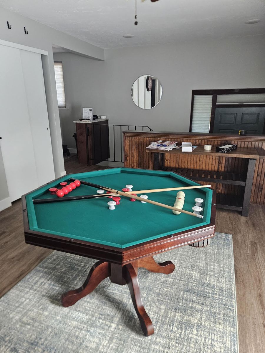 Bumper Pool/Poker Table