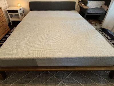 Casper Original Hybrid King Mattress | Clean & Protected Since New