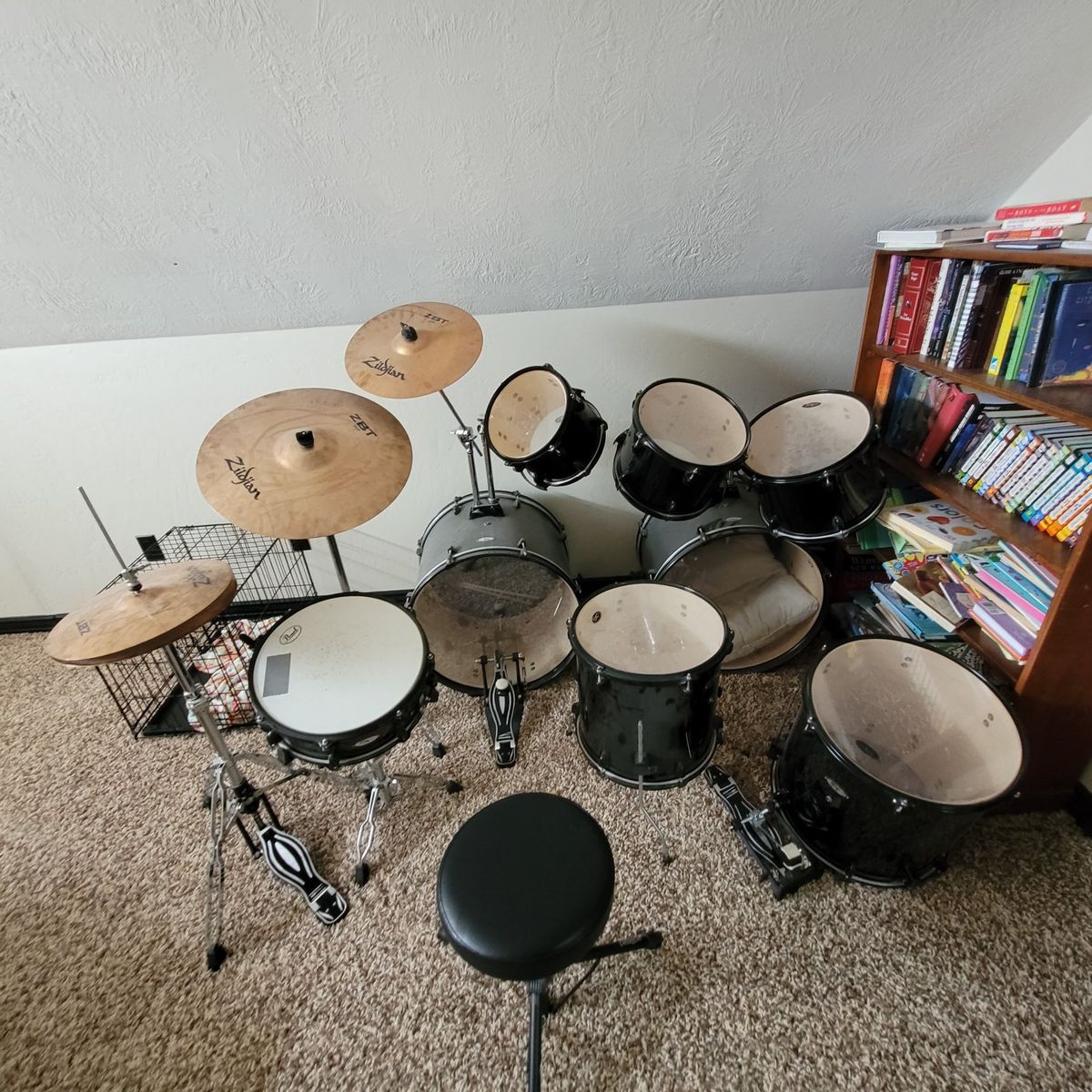 acoustic drum set