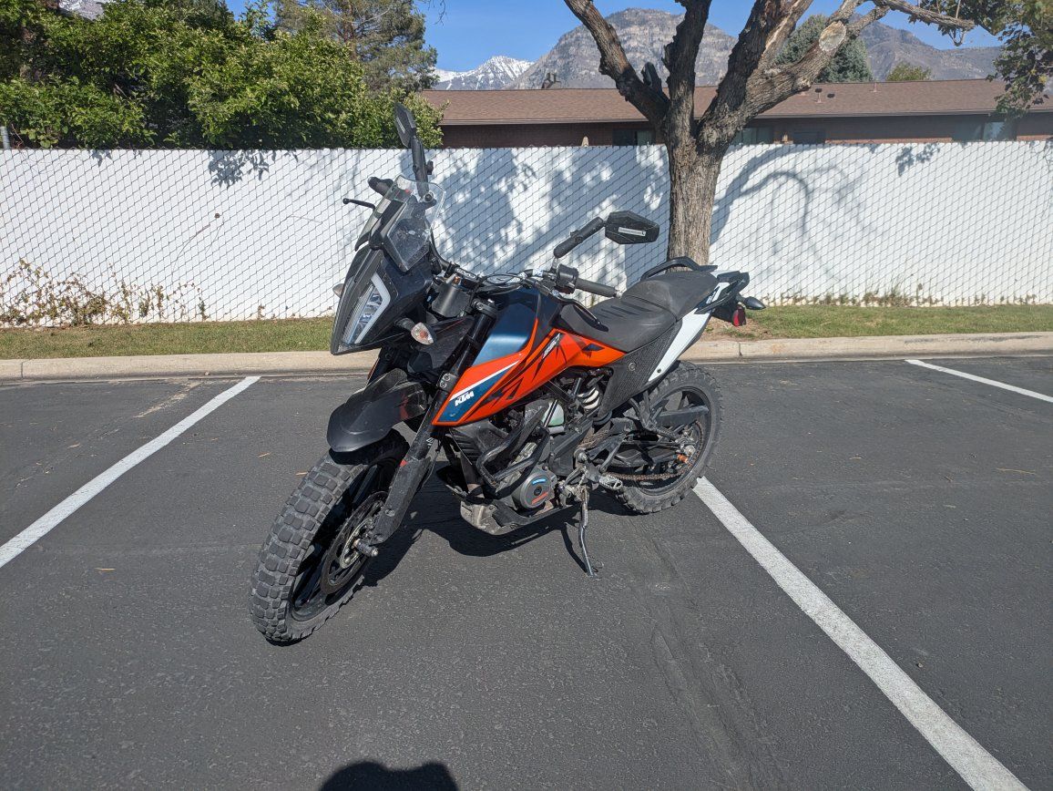 2022 KTM 390 Adventure