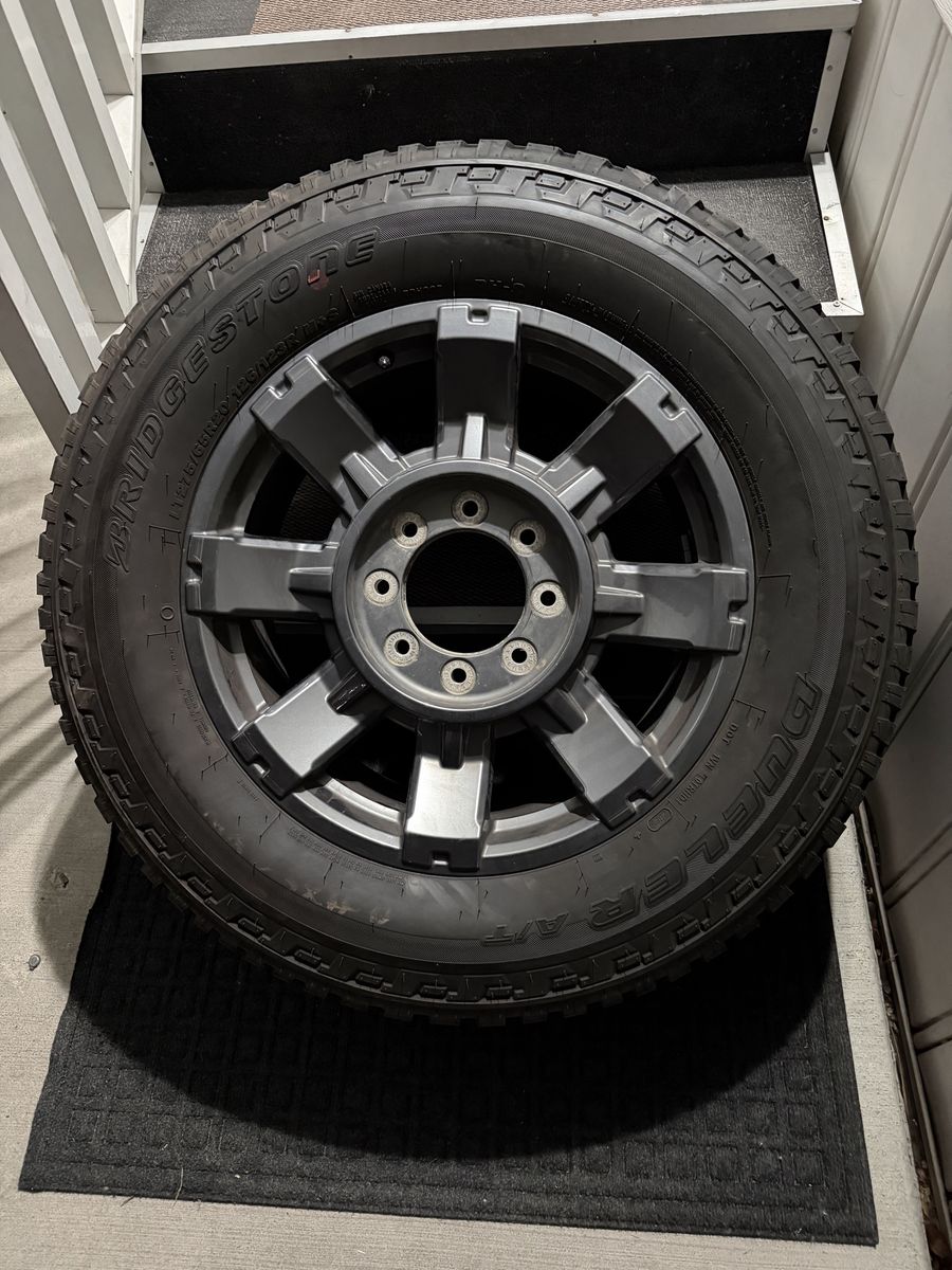 Super Duty F350 wheels and tires