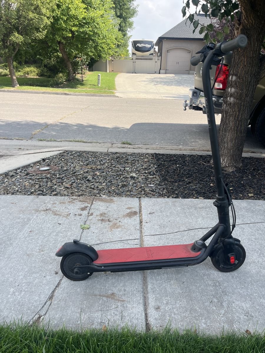 Ninebot foldable e-scooter 