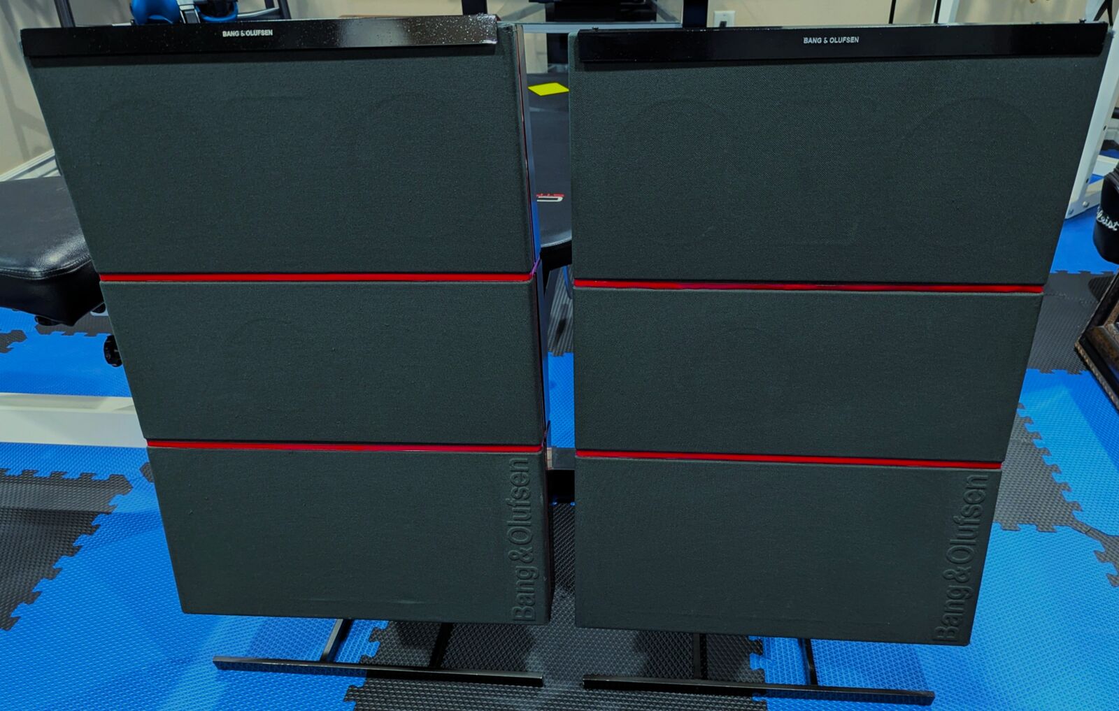 Bang & Olufsen  RL140