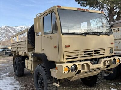 1997 Stewart & Stevenson M1078 LMTV Army Truck