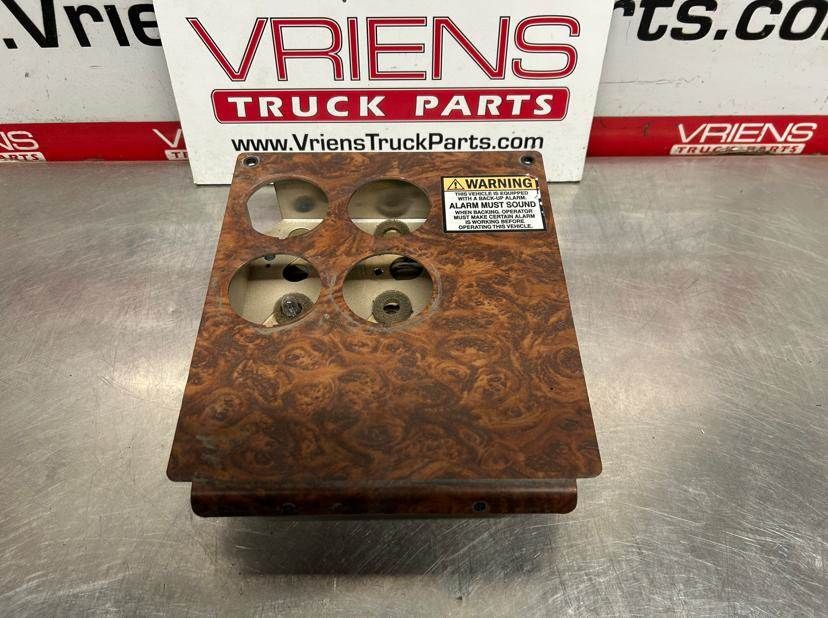 K152-540-1 PANEL-GAUGE CLUSTER