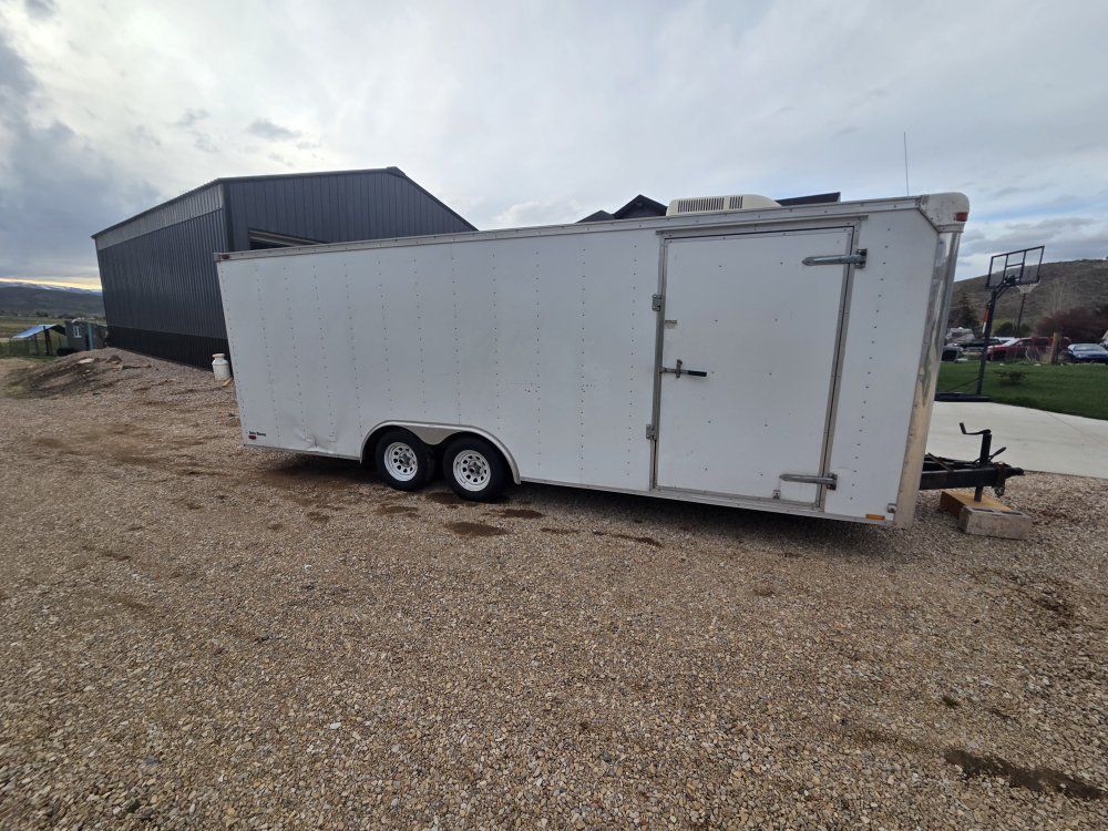 2003 Continental Cargo 8ftx22ft enclosed trailer