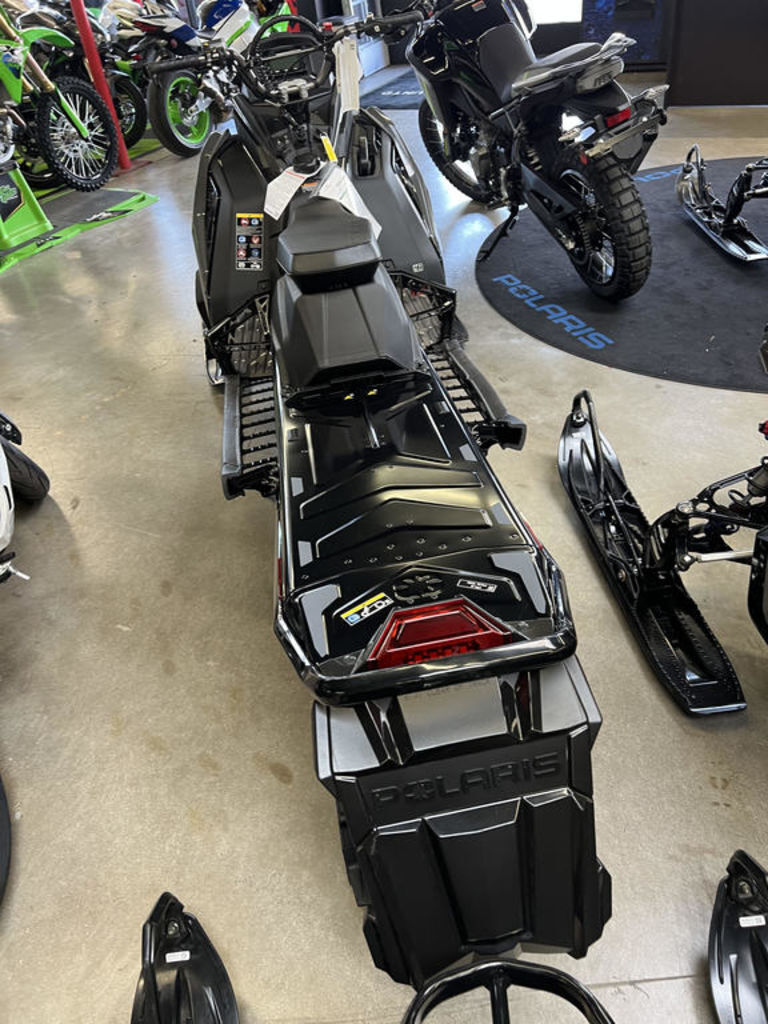 2025 Polaris® 850 RMK SP 155 Mirage Gray / Gloss Black