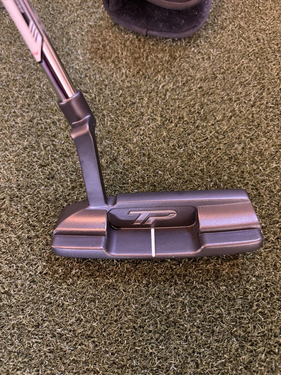 TaylorMade Putter - TP Collection Black Juno 1 (Like New)