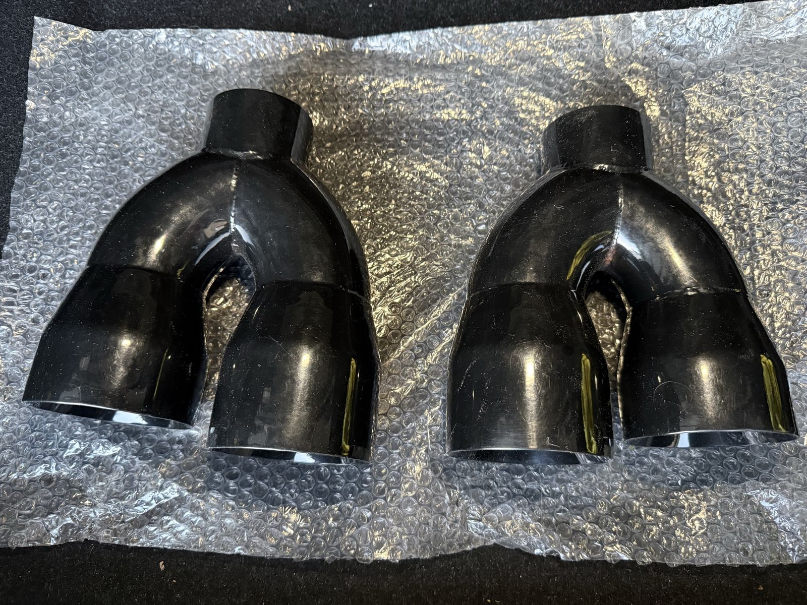 Unbranded Black Dual Exhaust Tips for Car/Truck - 2.5" Inlet, 3" Outlet, Weld-On Design