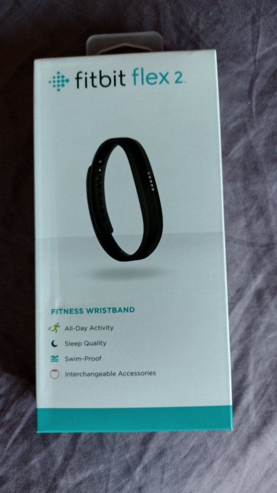 Fitbit Flex 2 Black Fitness Wristband - Swim-Proof Activity & Sleep Tracker