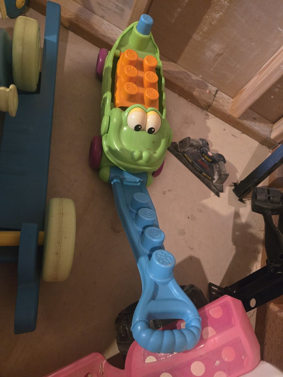 Main image 30