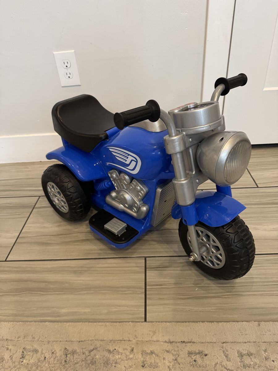 Blue Battery-Powered Ride-On Toy Motorcycle for Toddlers (no charger)