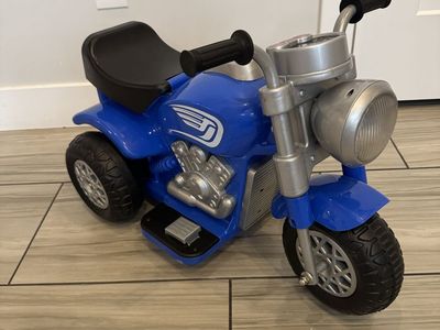 Blue Battery-Powered Ride-On Toy Motorcycle for Toddlers (no charger)