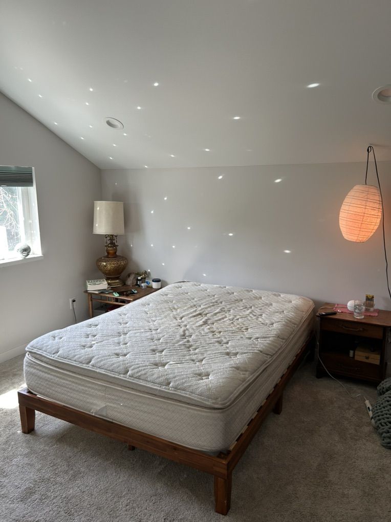 Queen Platform Wood Bedframe