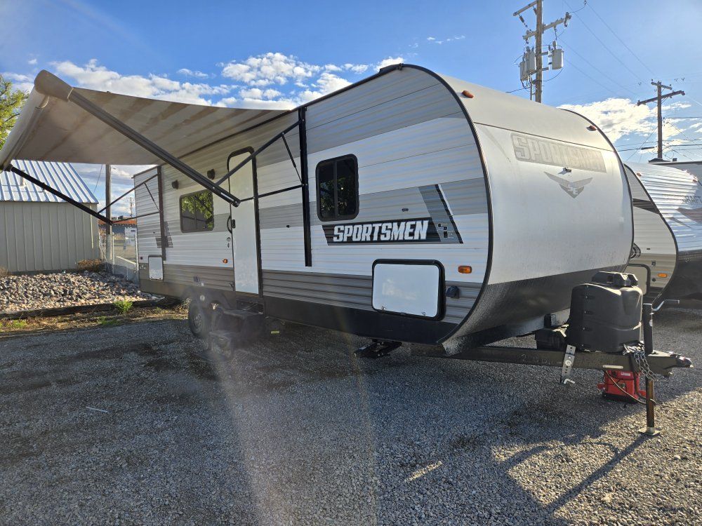 2022 KZ Sportsmen 260bhse