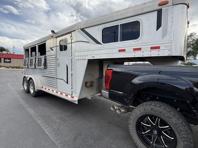 1996 4-Star Trailers 3-Horse Aluminum Gooseneck Horse Trailer