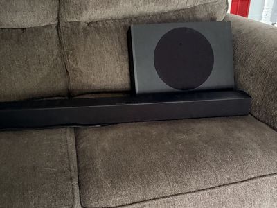 onn Bluetooth 2.1 Channel Soundbar System with Dolby Atmos, 32", Black