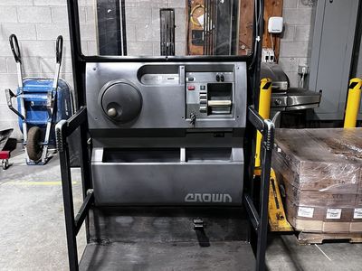 Crown SP3000 series stand-up electric order picker forklift,