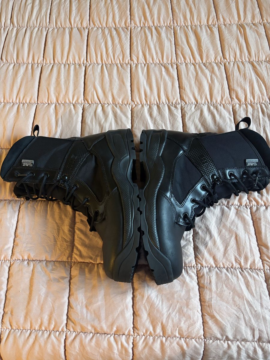 11.+5 us army boots size 11” slip and water resistant black leather and ideal for work wit zipper on the side 60.00 cash