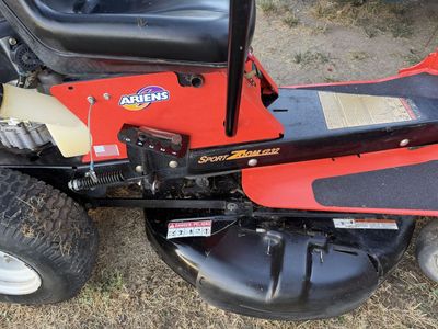 Ariens sport zoom 1232 32” zero turn mower