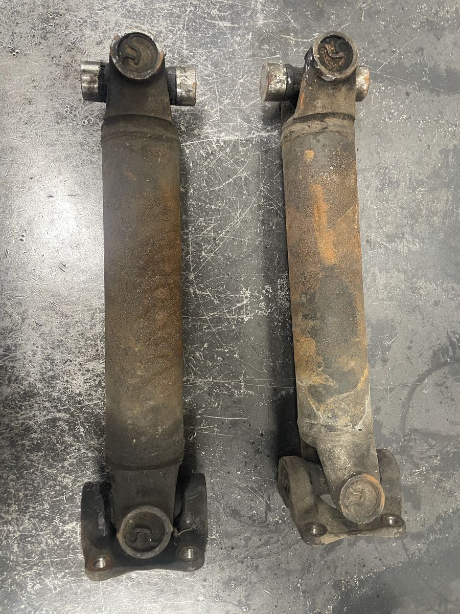 63-79 Corvette axle shafts