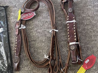 Brand new tack set