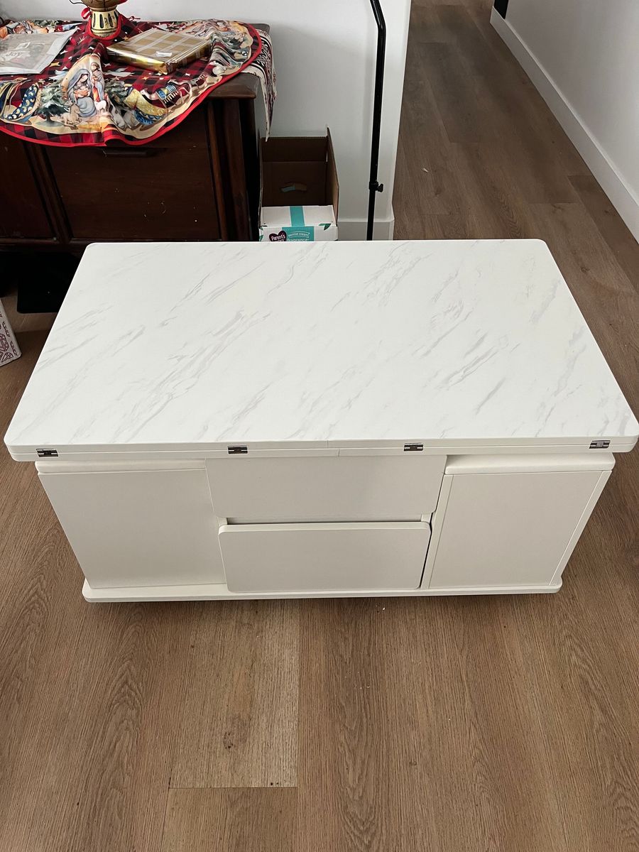 Lift-Top Coffee Table