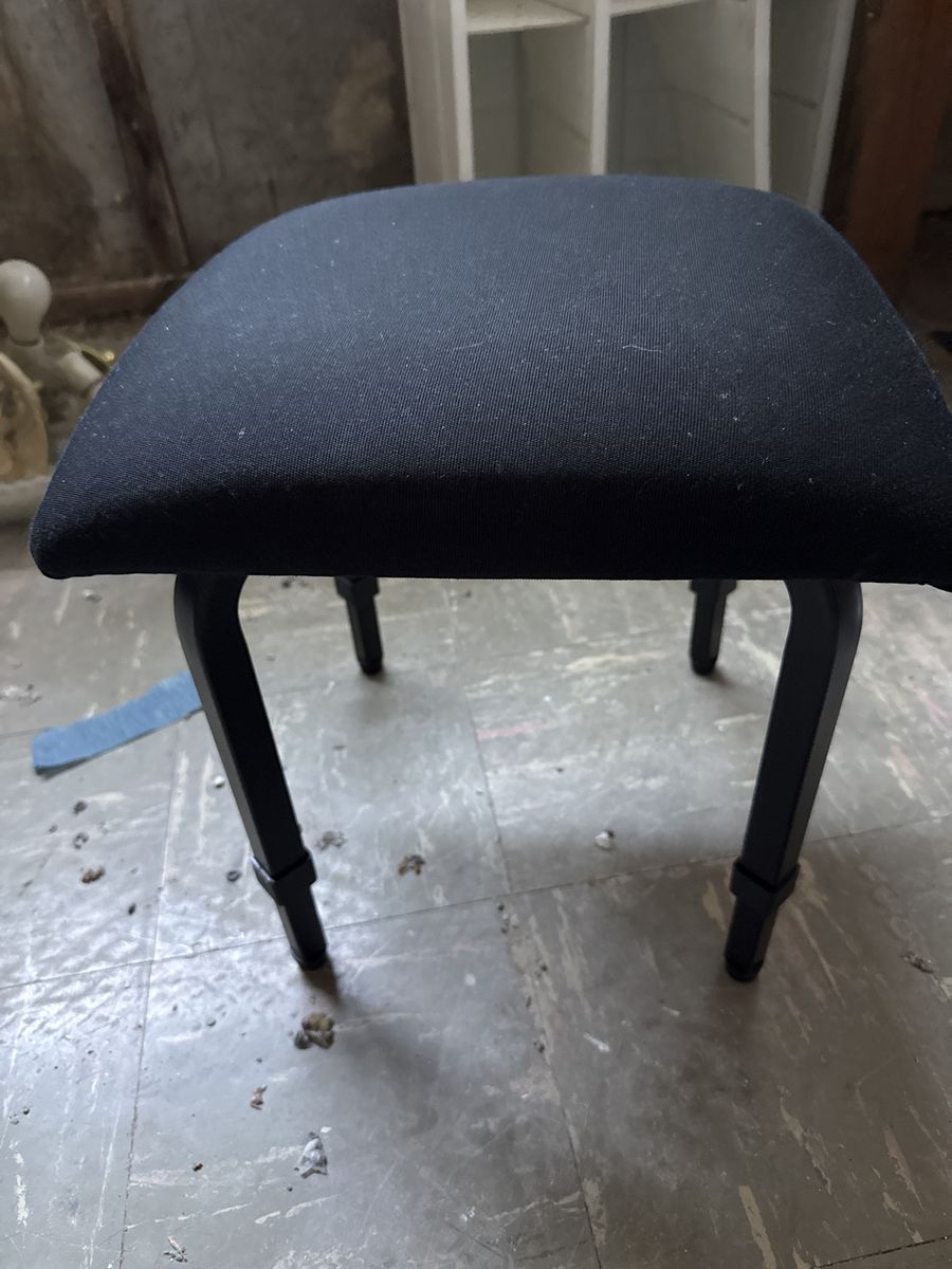 Cello Chair